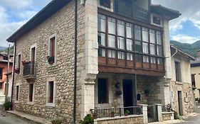La Casona De Ardines